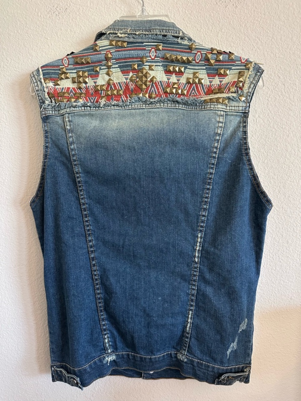 Zara Men’s Denim Couture Jean Vest Distressed & Embellished Medium - Picture 9 of 14